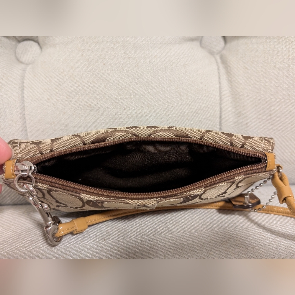 Coach Buckle Wristlet - Picture 6 of 6
